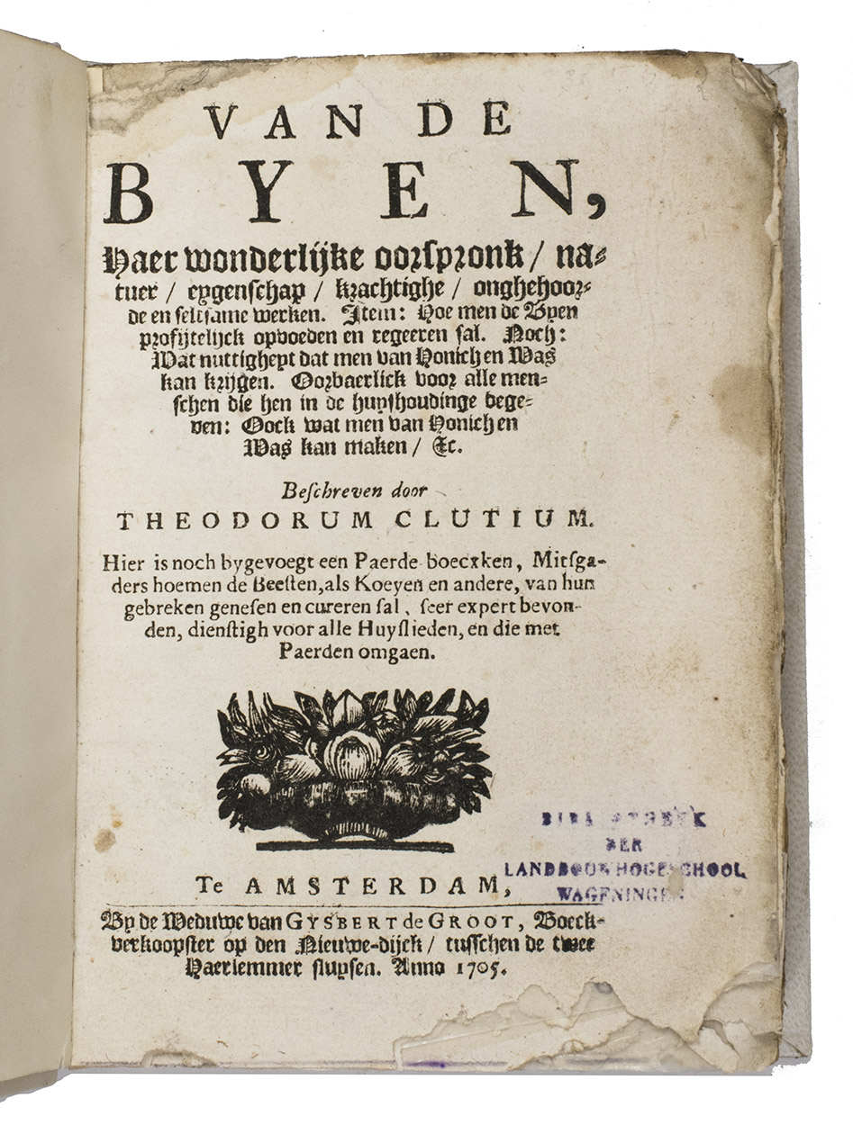 CLUTIUS, Theodorus (Dirk Outgaertsz CLUYT). - Van de byen, haer wonderlijke oorspronk, natuur, eygenschap  Item hoe men de byen profijtelijck opvoeden en regeeren sal.  Noch: Wat nuttigheyt dat men van honnich en was kan krijgen Including: (2) Meesterye voor de paarden, om te weten alle de secreten, alsoo men die gebruyckt by den maerschalk des keysers ende eertz-hertogen keyser Carolus de vijfde. ...Amsterdam, widow of Gysbert de Groot, 1705. 2 works in 1. 8vo. Modern vellum over boards.