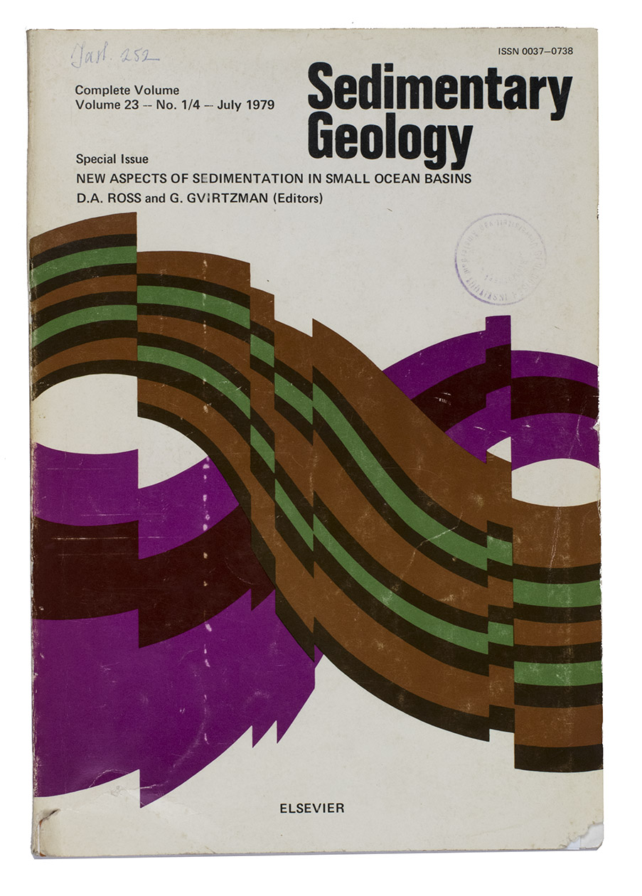 ROSS, D.A. and G. GVIRTZMAN (editors). - Sedimentary geology. Special Issue. New aspects of sedimentation in small ocean basins.Amsterdam, Oxford and New York, Elsevier scientific publishing company, 1979. 24 x 16.5 cm. With approximately 170 maps, graphs, tables, charts and other illustrations in the text. Original publisher's printed paper wrappers.