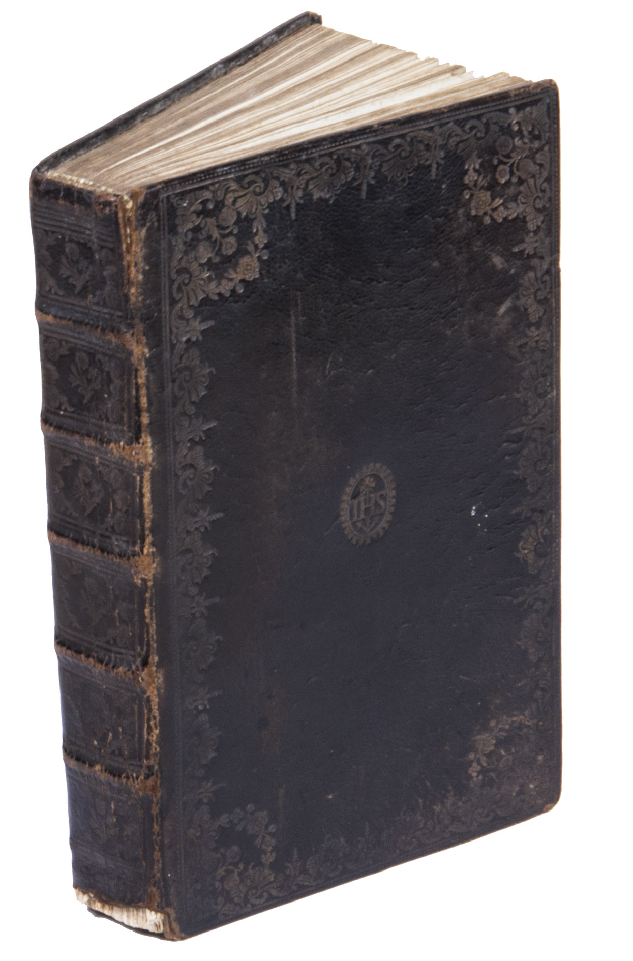 [MANUSCRIPT - PRAYER BOOK - GERMAN]. - Geistlicher Seelen-Wecker. Allen in Gott Christlich glaubenden Seelen zu Nurz[!] und grsserem Eyfer zusam[m]en getragen. Darin[n]en Schne auserlsene Morgen- Abend- Mess- Beicht und Communion Gebetter.[Germany, Franconia, diocese Wrzburg?, ca. 1780]. 8vo (17.5 x 11.3 cm). Written in a clear German cursive in brown ink with chapter titles and captions in Fraktur script in gold, blue, black, and red with red pen flourishes; the text is written within a manuscript double-lined frame in brown ink. With two mezzotint engravings of Christ carrying the cross and Christ's Vera effigies with a crown of thorns, mounted on p. [6] and p. 7; both engravings show Christ's wounds and blood painted red. The engravings are by Johann Martin Will (1727-1806), engraver and art dealer in Augsburg. Contemporary gold-tooled dark brown leather.